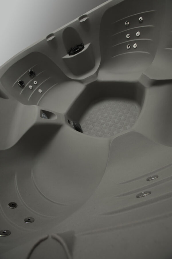 Maui Hot Tub 6-Person Open, 25 SS Jet, 115V/230V, Stainless Heater, Ozone, Waterfall and Upgraded Lighting - Image 21